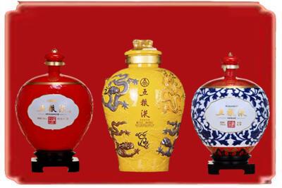 番禺区烟酒回收五粮液各种摆件.jpg